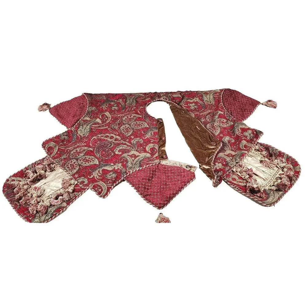 Bella Rose Christmas Tree Skirt Design By Chateau Red and Gold Pattern